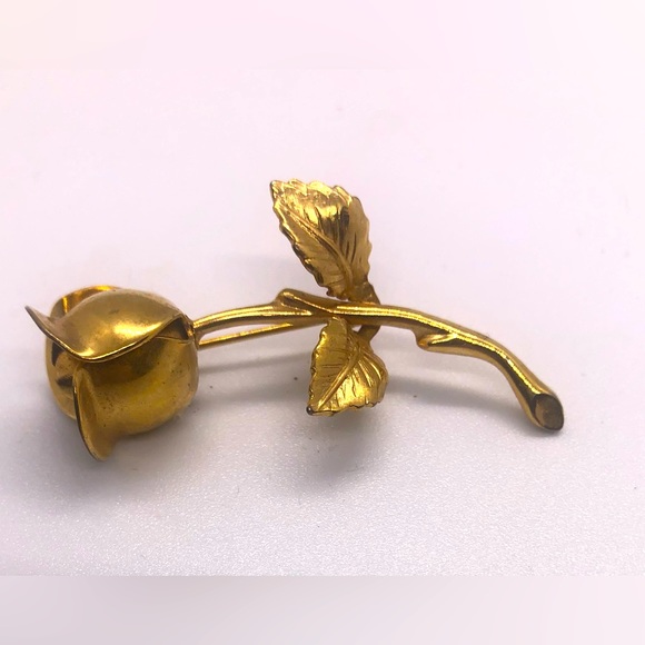 Monet Jewelry - Monet Vintage Goldtone Vintage Long Stemmed Rose Brooch Pin